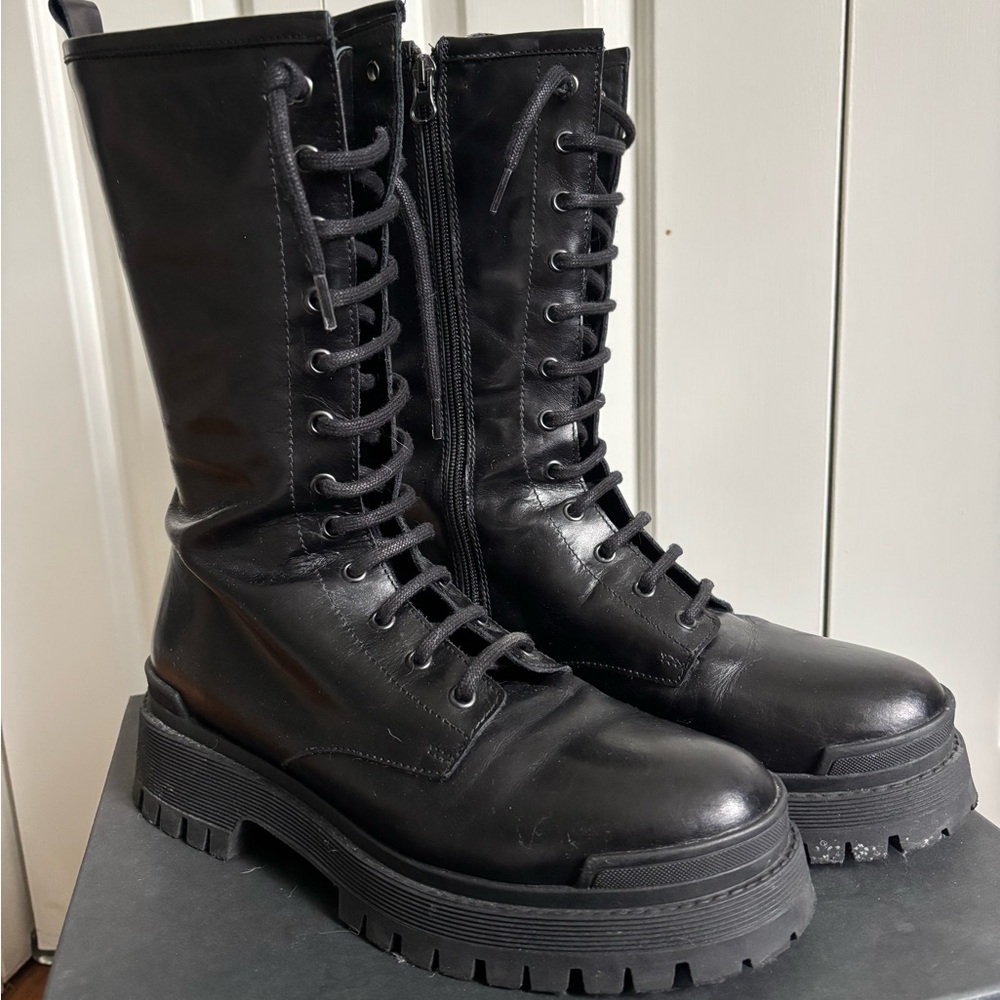 Black Leather L’ Intervalle Combat Boots
